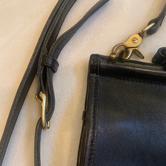 Vintage Coach Crossbody/Shoulder Bag, Black - Picture 3 of 8